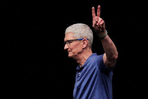 Apple CEO TIm Cook Apple CEO TIm Cook